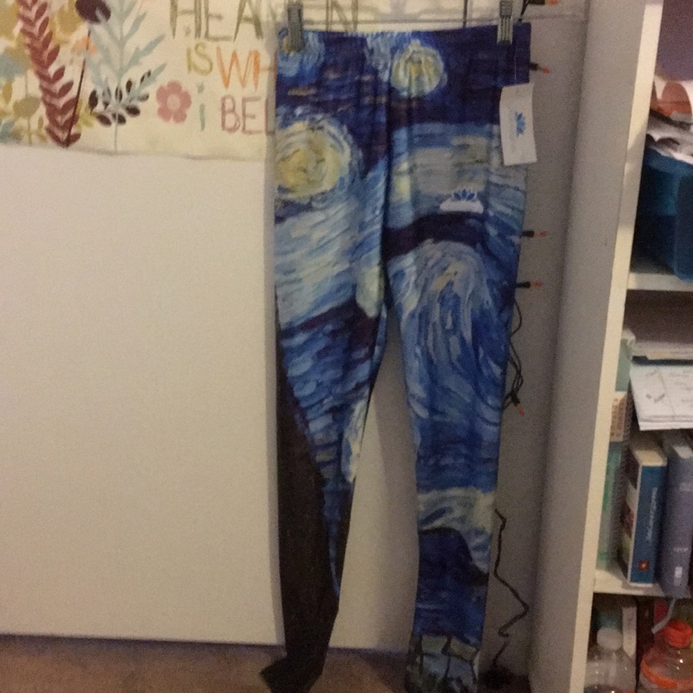 NWT starry night lotus leggings